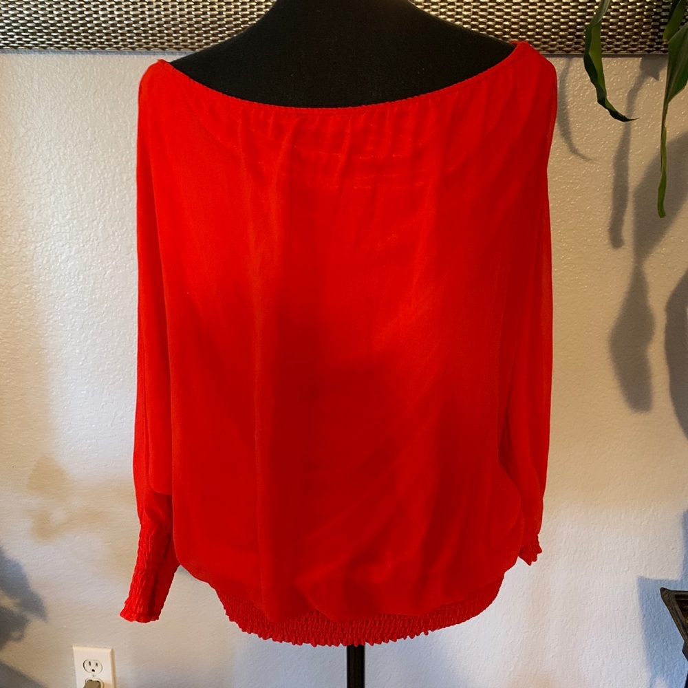 Red Blouse - Picture 4 of 4